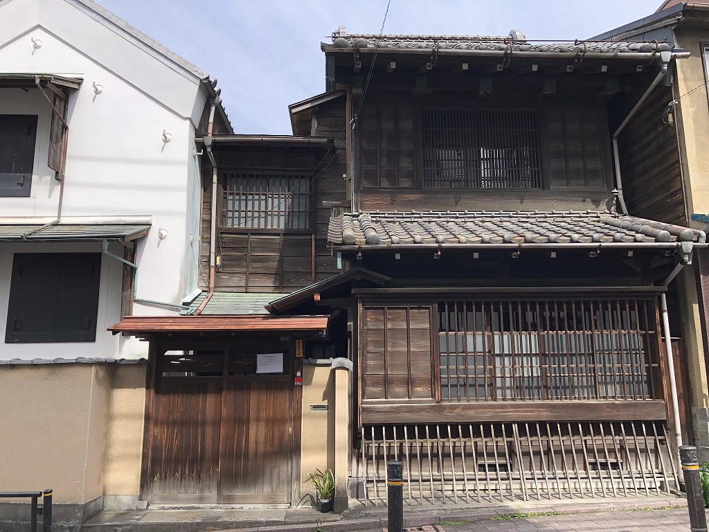 菊坂の伊勢屋質店2