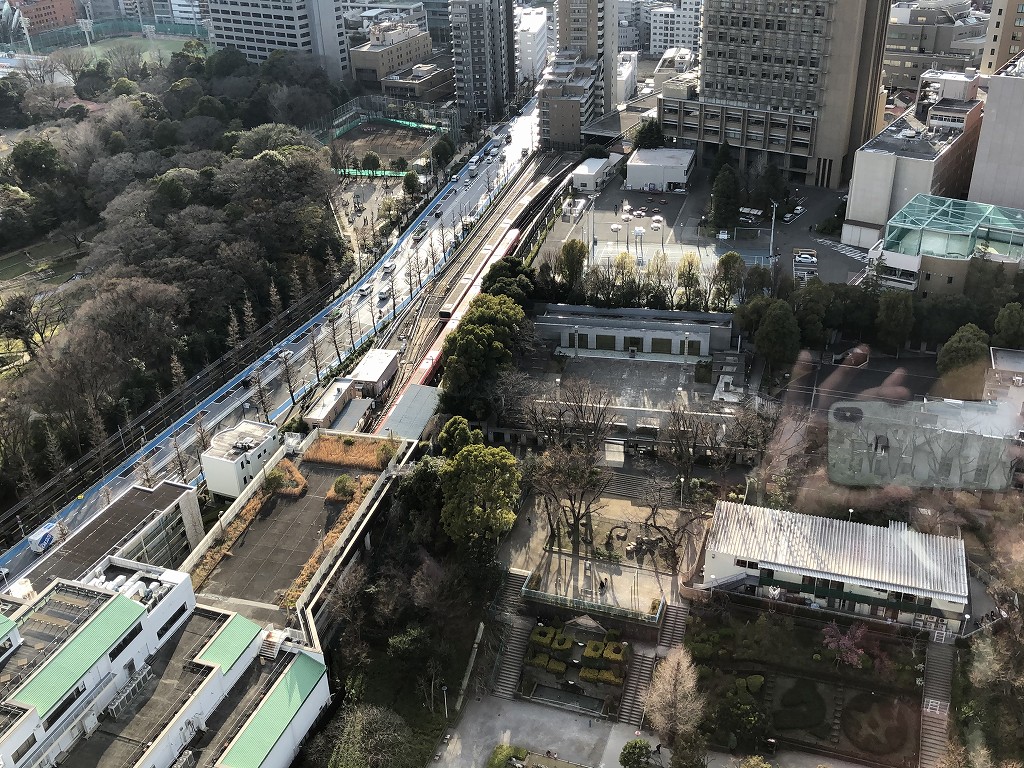 文京シビックセンターから丸ノ内線