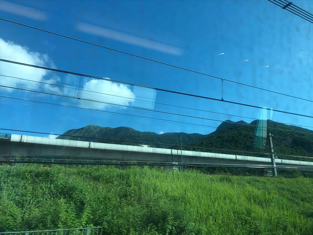 香港のMTRの車窓風景