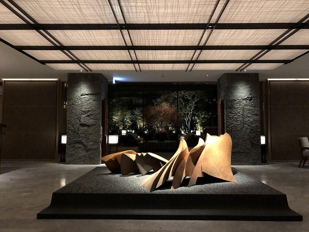 HOTEL THE MITSUI KYOTOの夜のラウンジ1