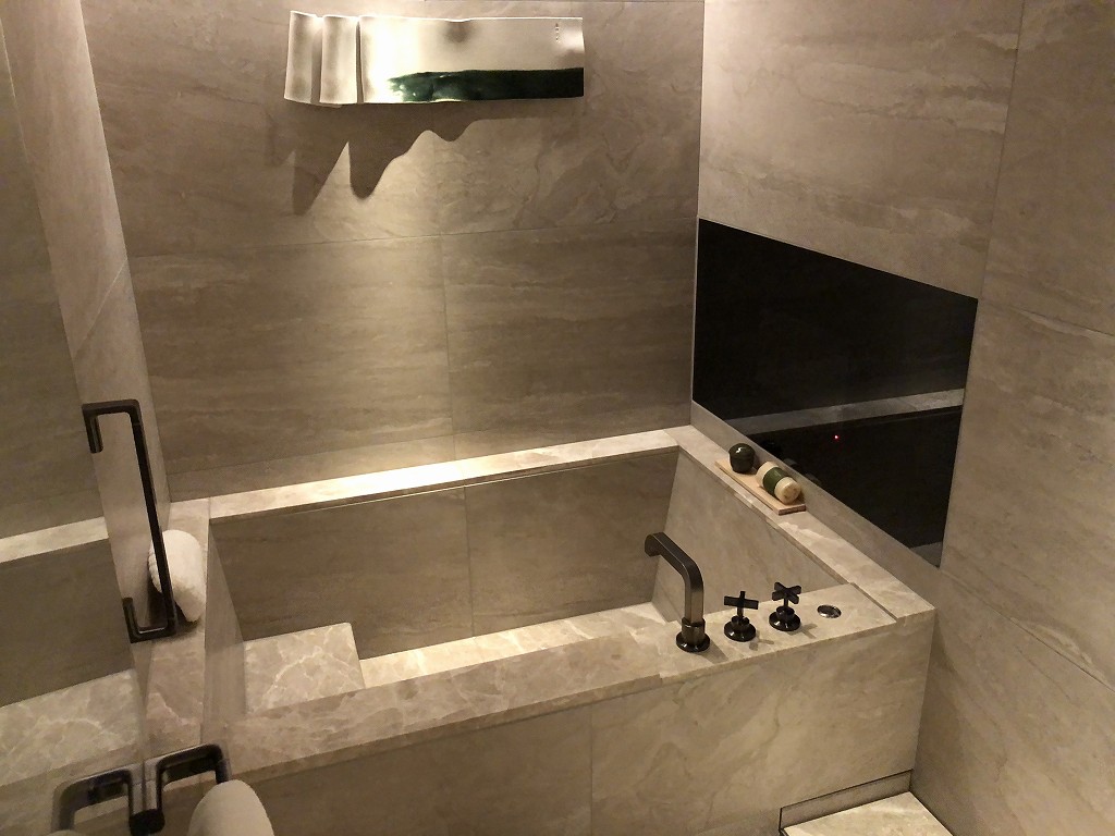 HOTEL THE MITSUI KYOTOのデラックススイートルームのバスルーム2