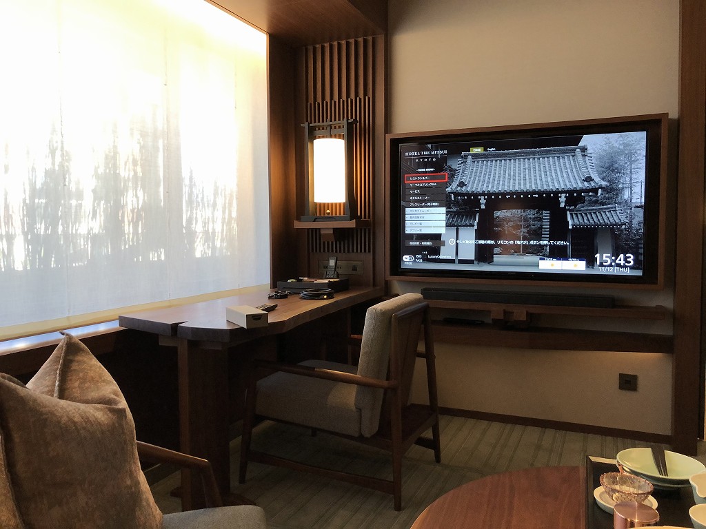 HOTEL THE MITSUI KYOTOのデラックススイートルームのリビングルーム3
