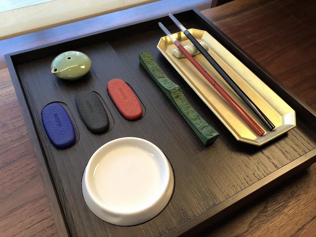 HOTEL THE MITSUI KYOTOのデラックススイートルームの習字セット