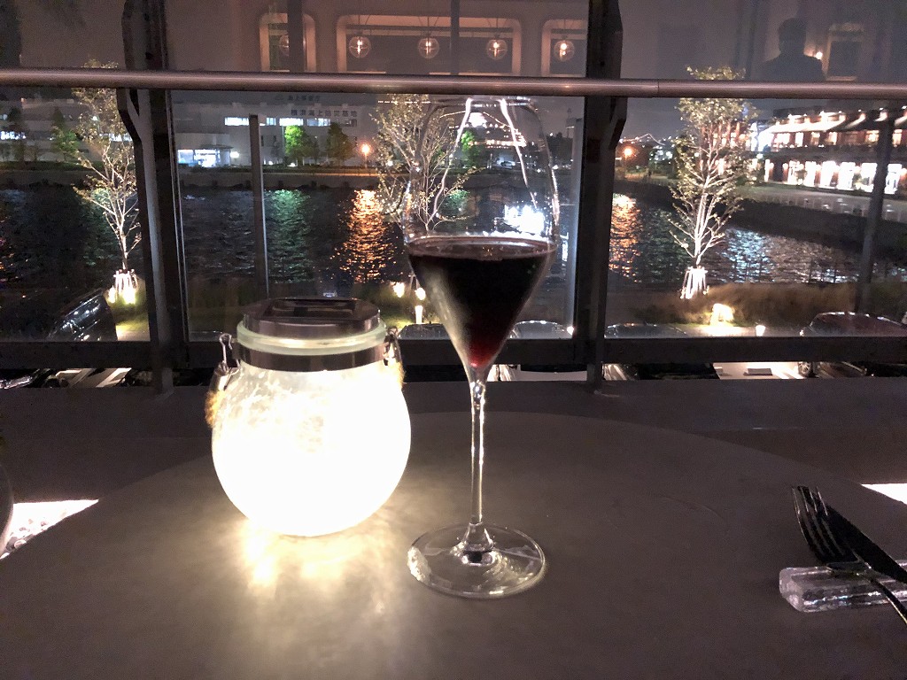インターコンチネンタル横浜Pier8のLARBOARDの赤ワイン