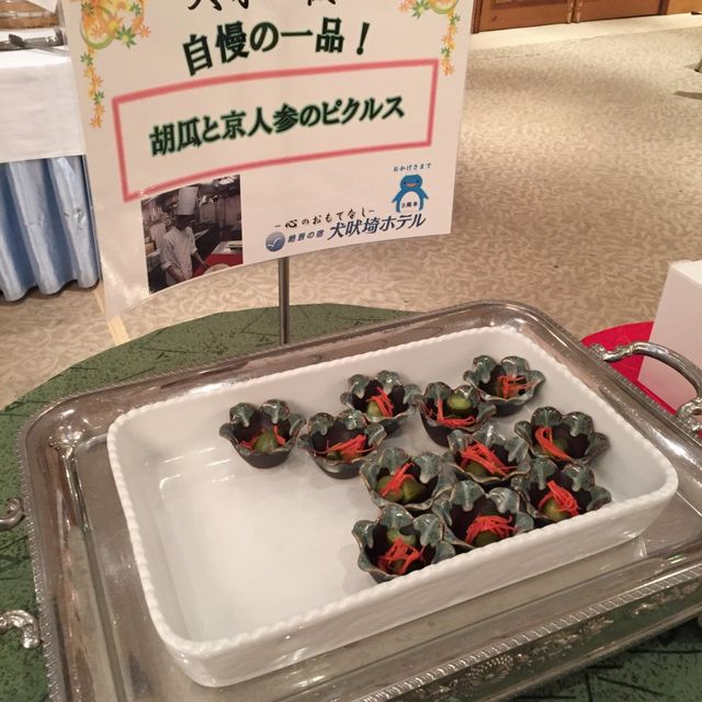 絶景の宿 犬吠埼ホテルの朝食バイキング（きゅうりと京人参のピクルス）