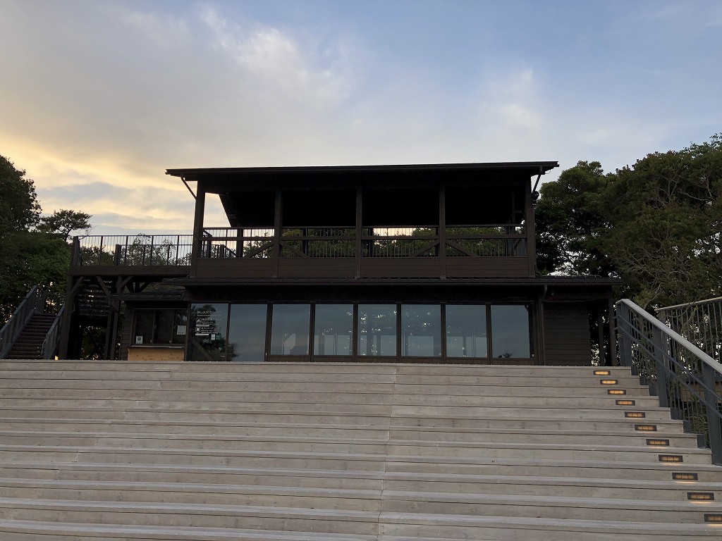 横山展望台のカフェテラス