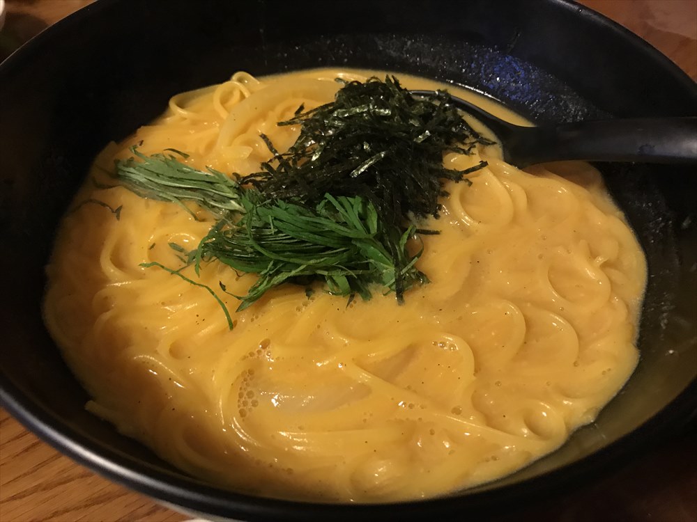 まぐろ専門居酒屋 ひとし本店の石垣牛すじ赤ワインの煮込み
