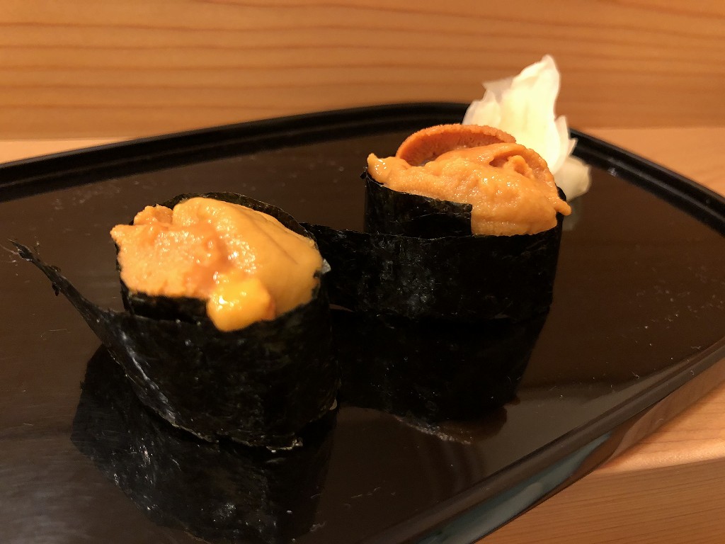 磐田の寿司好のウニの握り