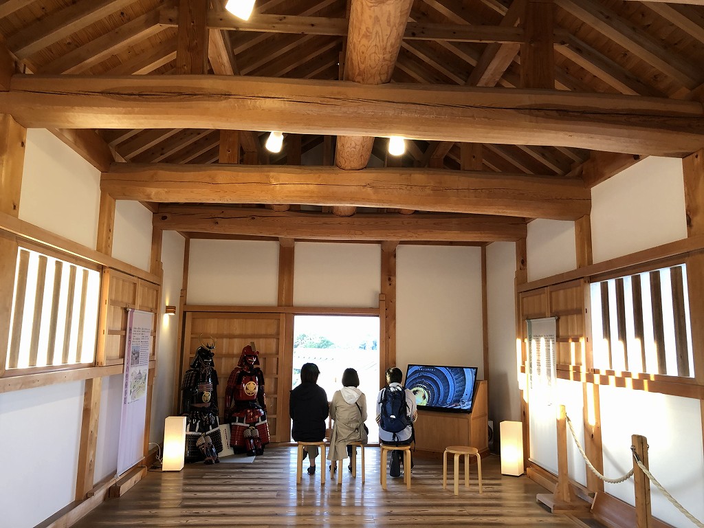 浜松城の天守門の内観1