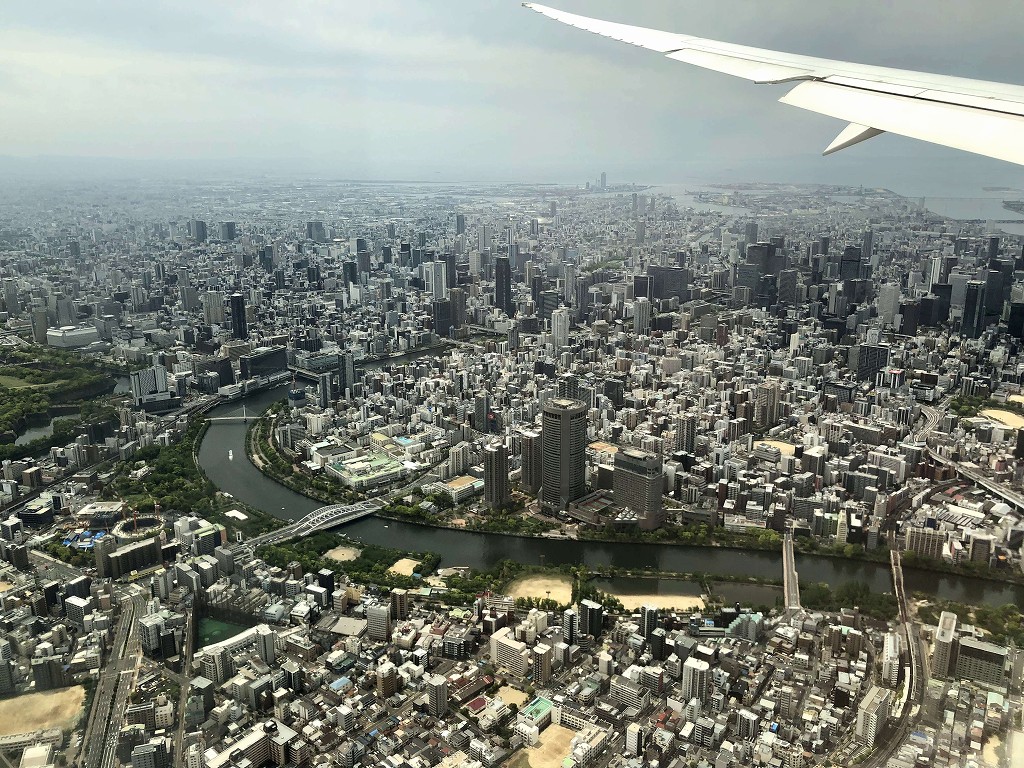 JAL113便から蛇行する旧淀川