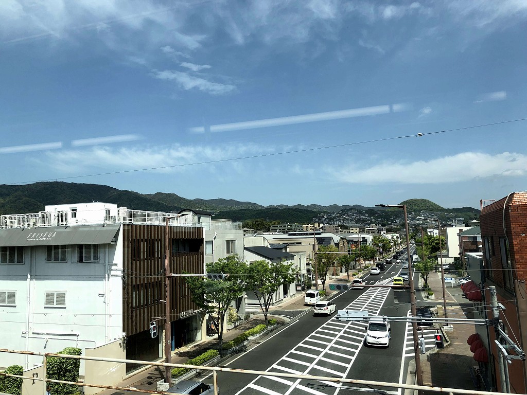 阪急神戸線の夙川近く