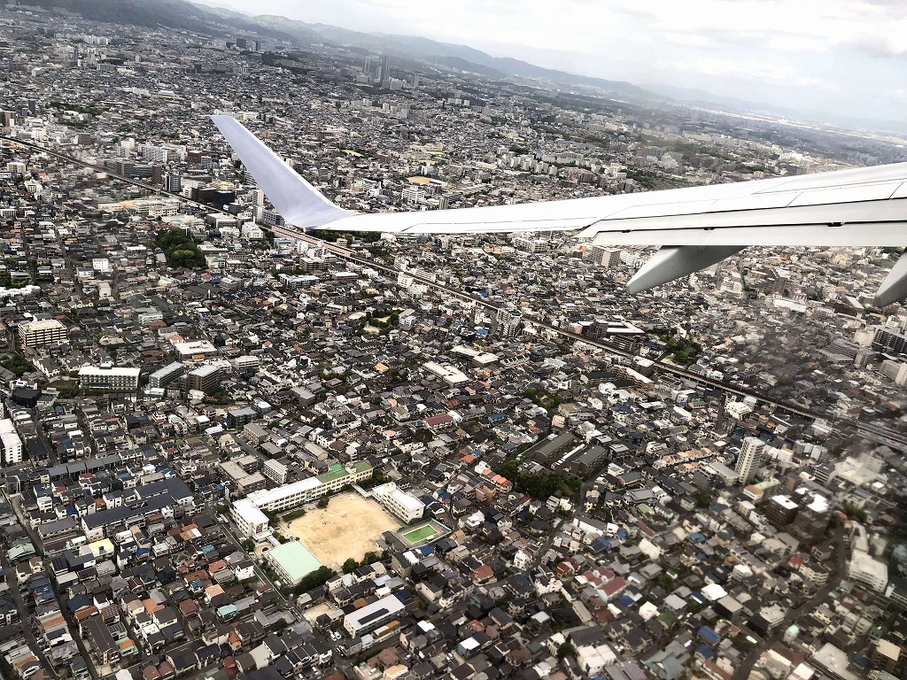 JAL120便の機窓風景1