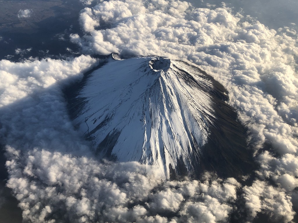 高松行きJAL483便からの富士山