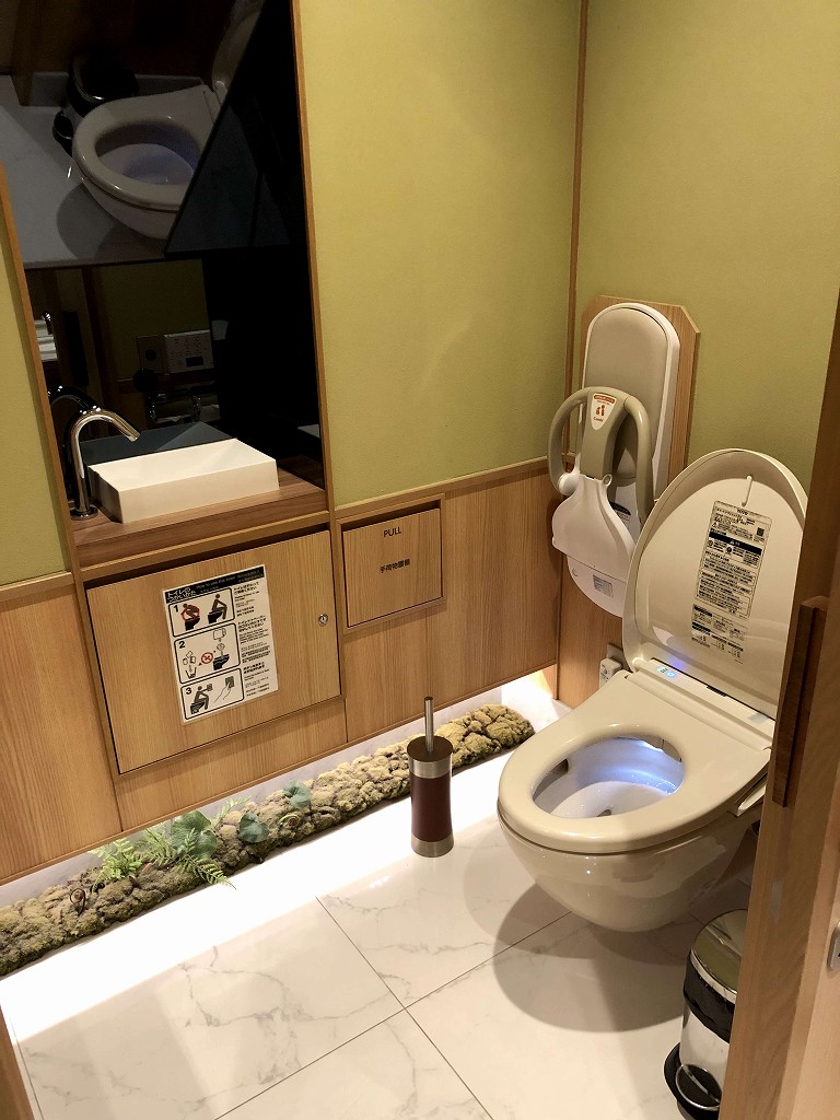 鎌倉の有料トイレ3