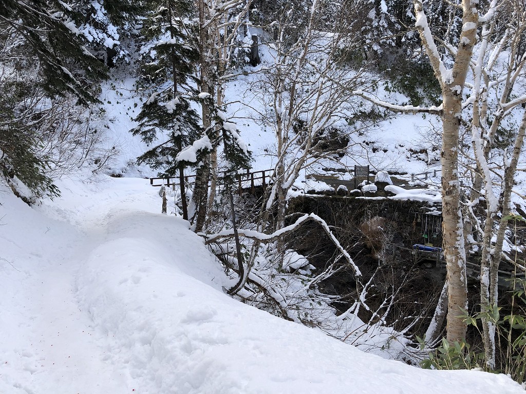 吹上露天の湯への坂道2