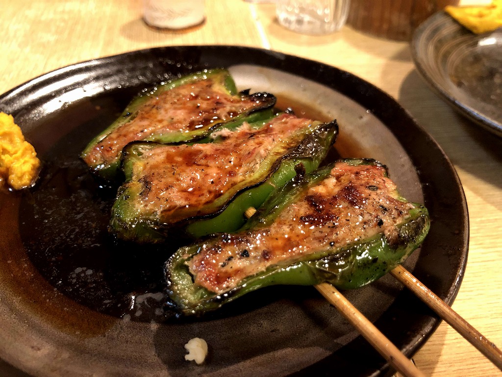 神田の「三政」の肉詰めピーマン