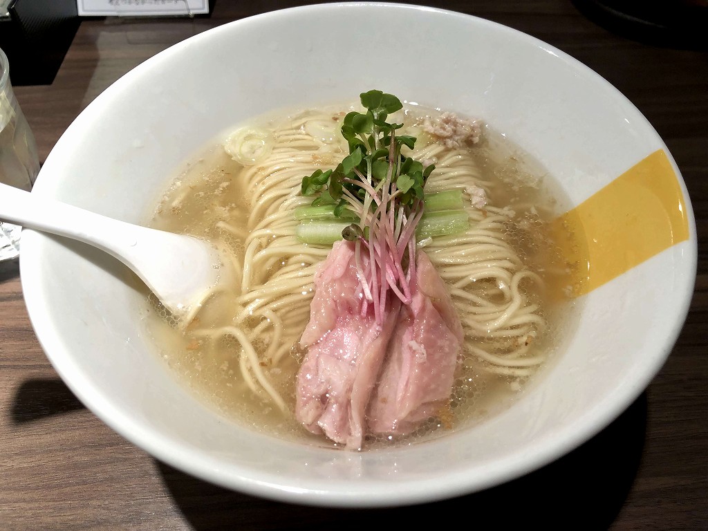 神田の「三政」の肉詰めピーマン