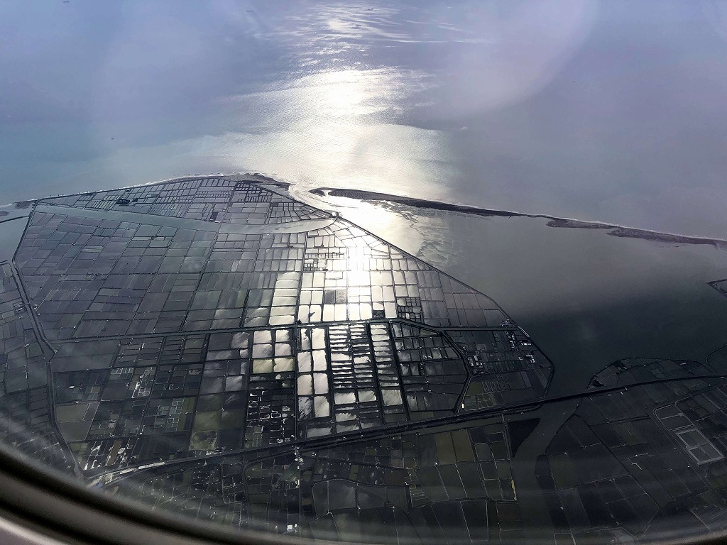 台南市の海沿いに田園風景