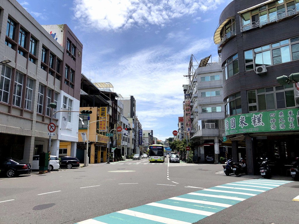 鼓山輪渡へ向かう