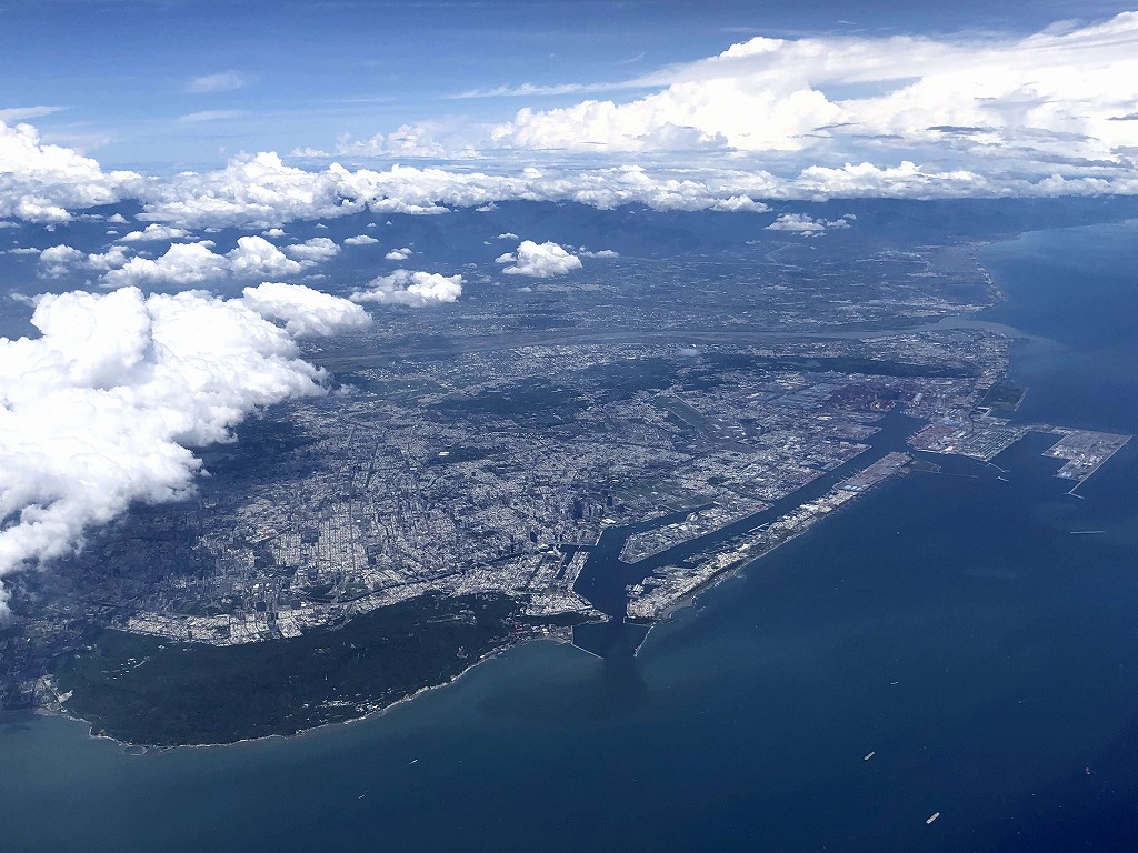 チャイナエアラインCI126便から高雄港一望3