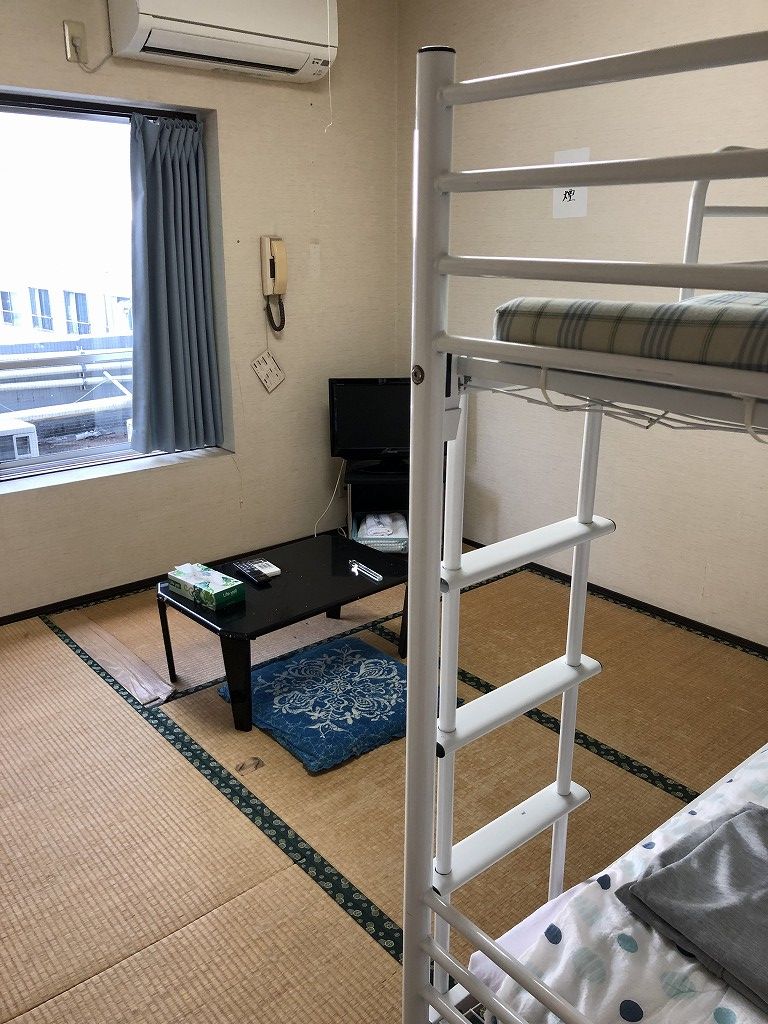 鹿嶋市の旅館 三笠山の6畳の和室1