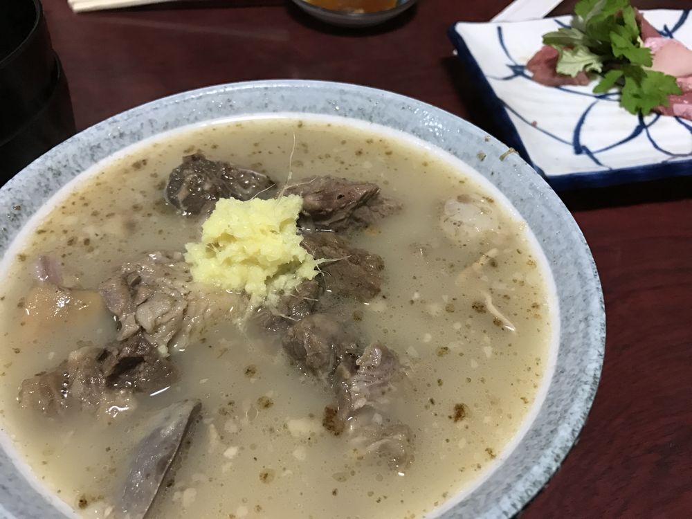 栄町のまるまんの山羊汁（ヒージャー汁）