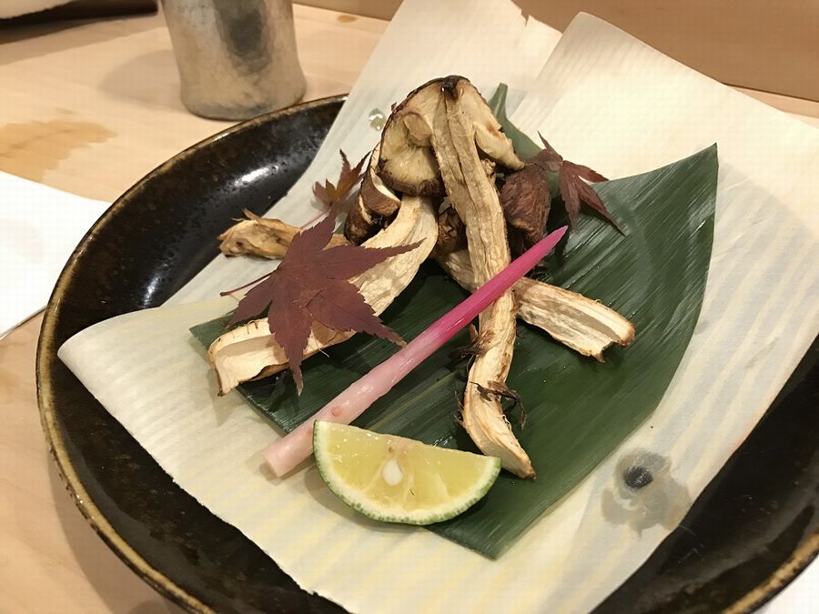 鮨一品かわじの松茸焼き