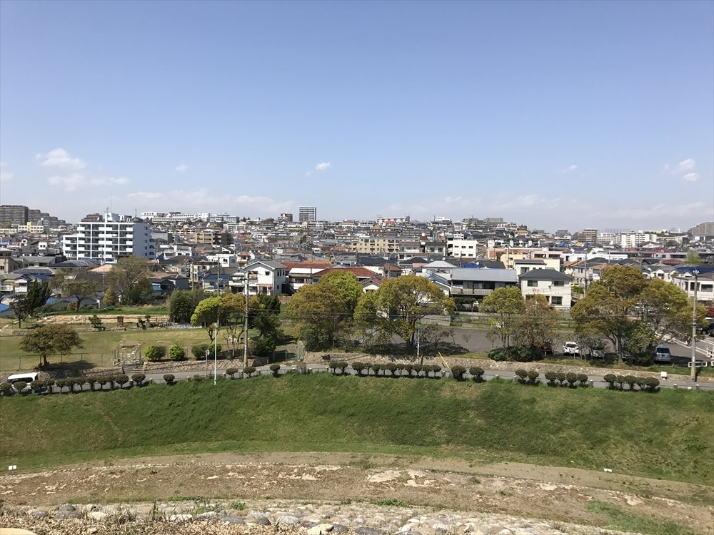 五色塚古墳の高円部からの眺め3