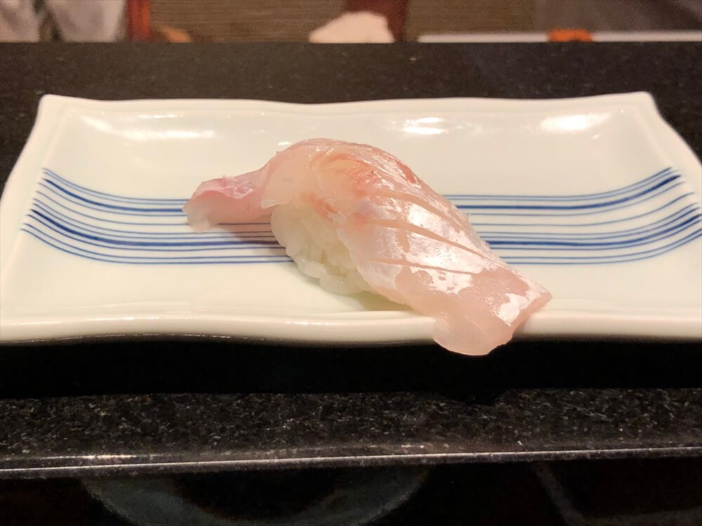 明石 渾 鮨の鯛の握り
