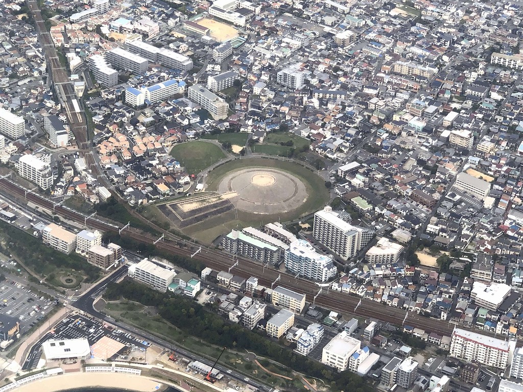 スカイマーク103便から垂水区の五色塚古墳