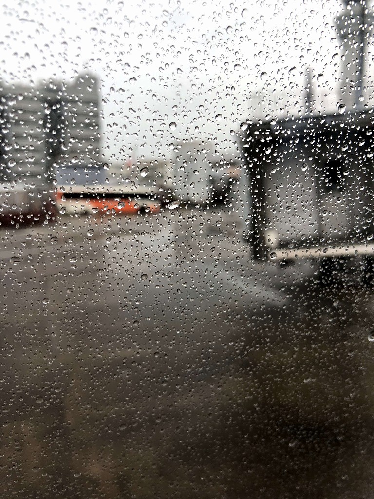 雨降りの東京