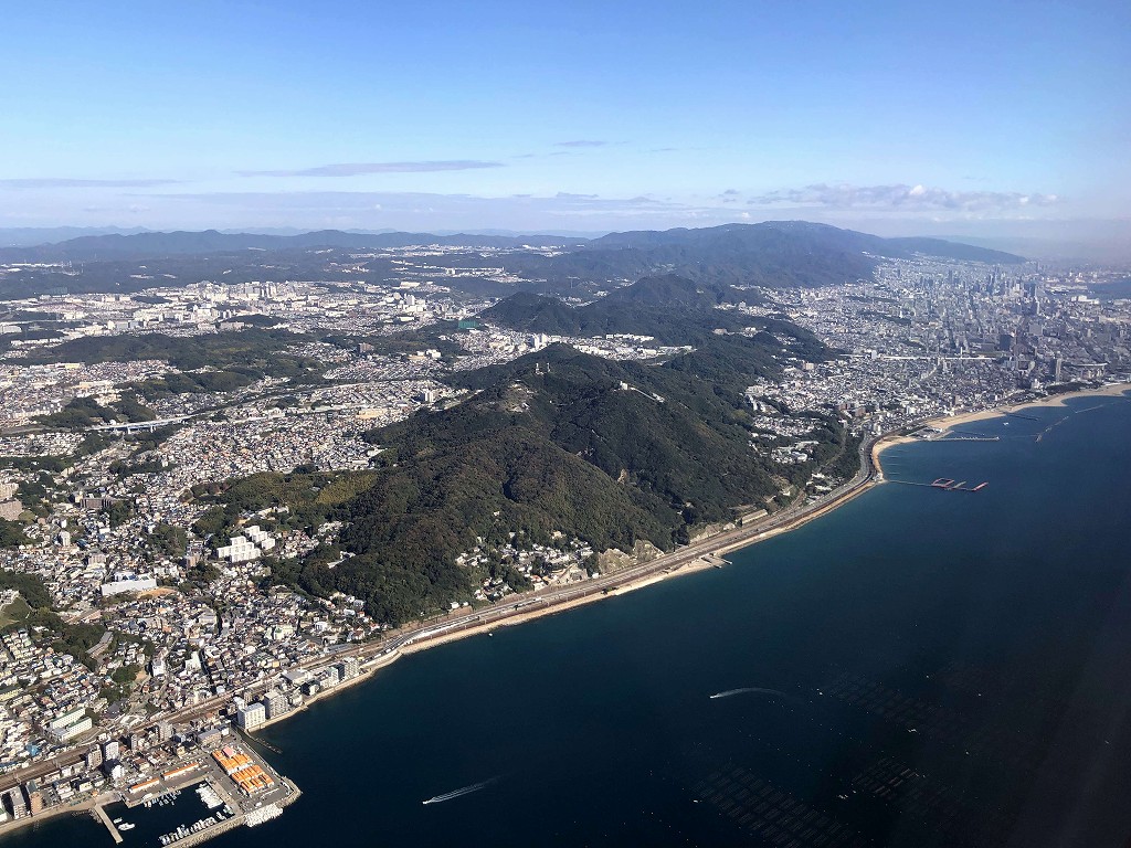 スカイマーク103便から六甲山系