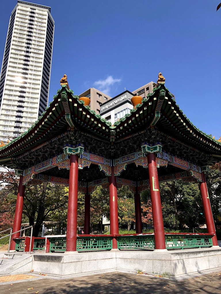 生田川公園の連翼亭