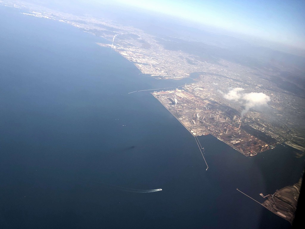 スカイマーク103便から神戸製鋼の工場群