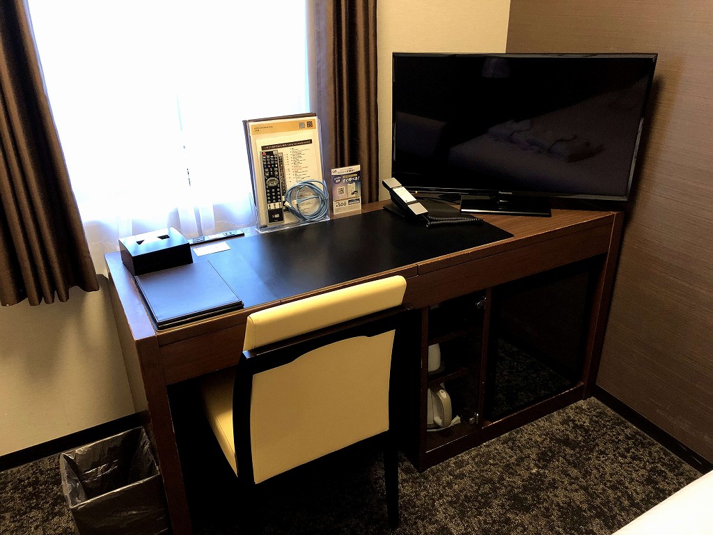 KOKO HOTEL 神戸新長田のダブルルーム2