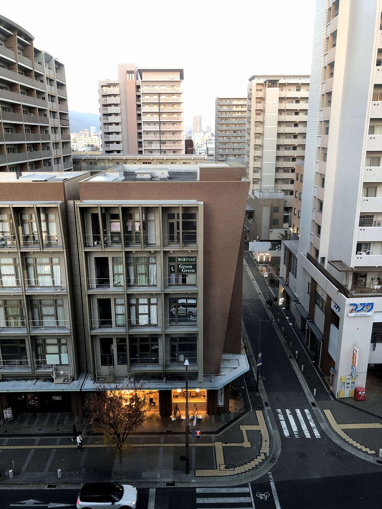 KOKO HOTEL 神戸新長田からタンク筋を見下ろす