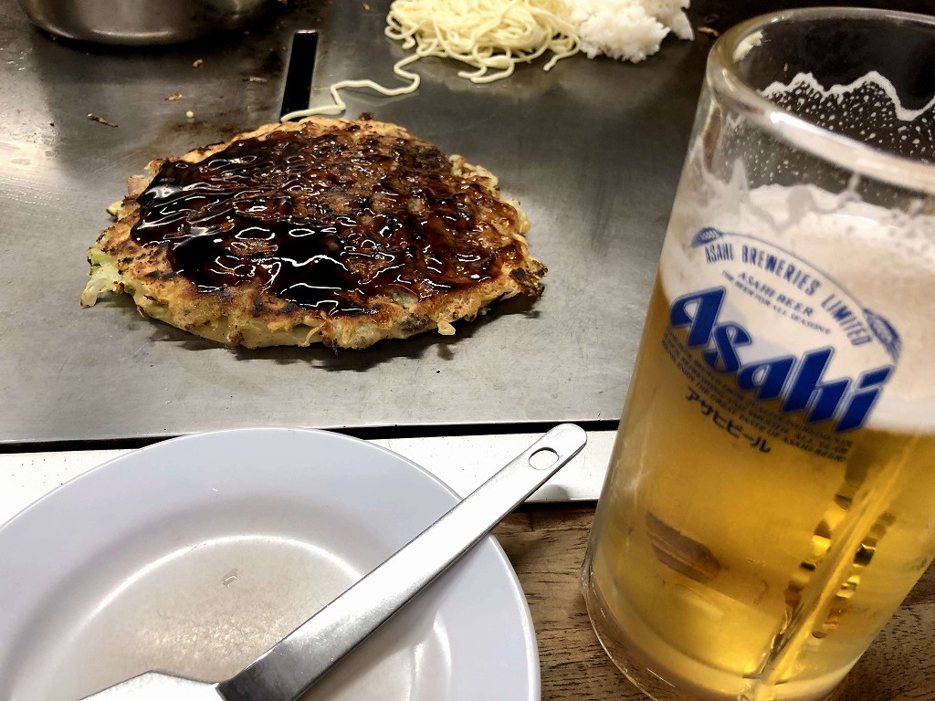 新長田の青森で豚すじ焼き