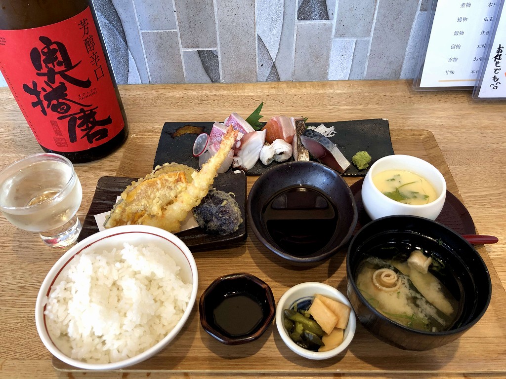 山陽須磨駅近くのくずし割烹 小町で定食