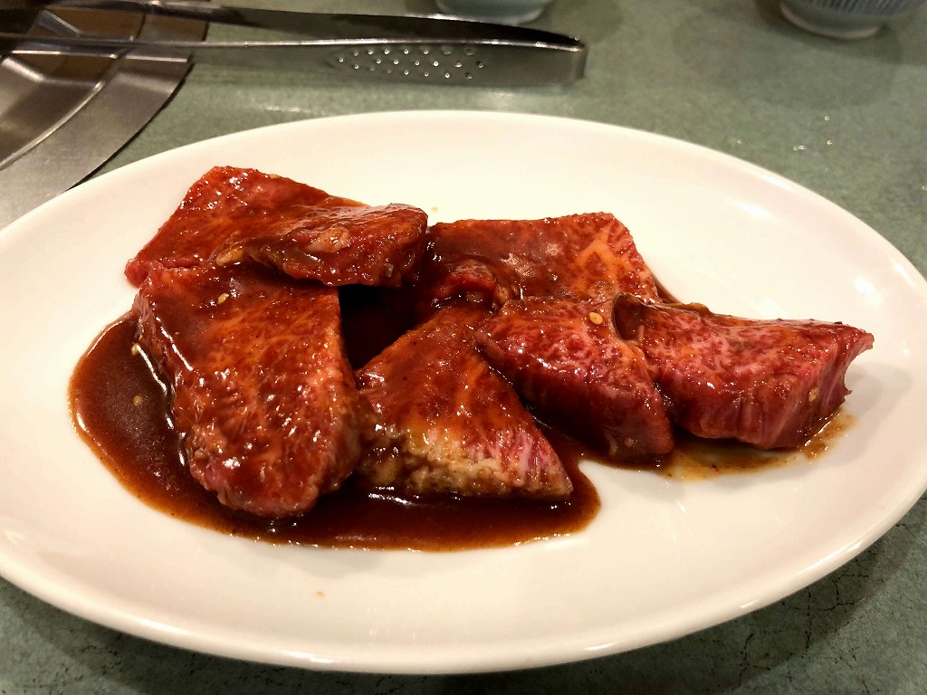 新長田の「元祖 平壌冷麺屋 本店」のハラミ