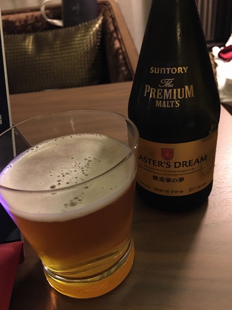 高松のホテルでビール