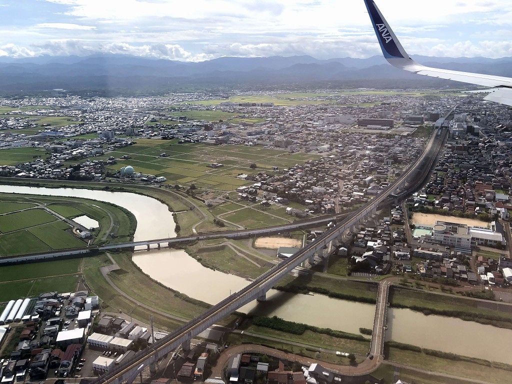 ANA751便から北陸新幹線