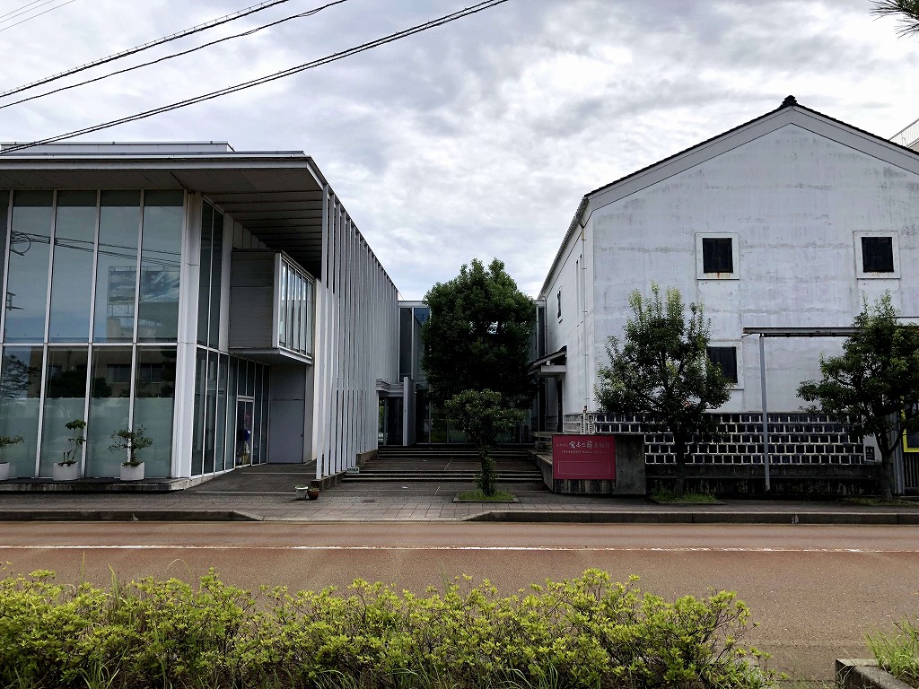 小松の宮本三郎美術館