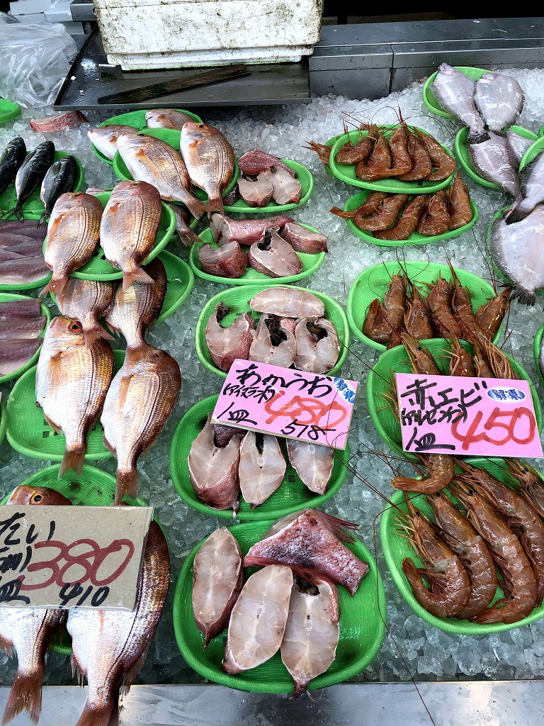 小松のスーパー「犬丸屋」の鮮魚コーナー3