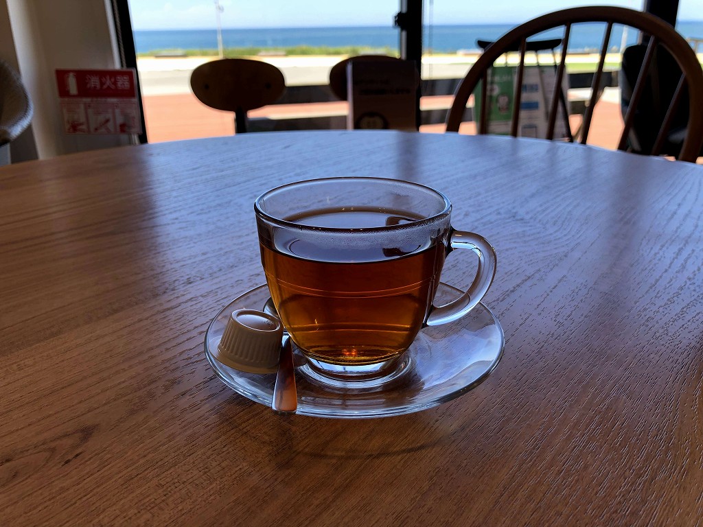 こまつ勧進帳の里のカフェの加賀紅茶