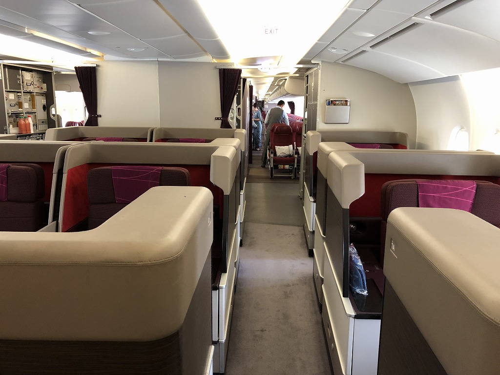 マレーシア航空MH89便のA380のビジネススイートの座席1