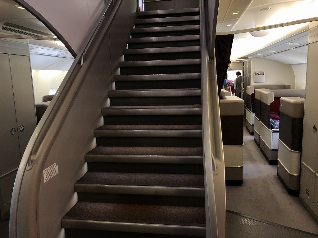 マレーシア航空のA380の階段