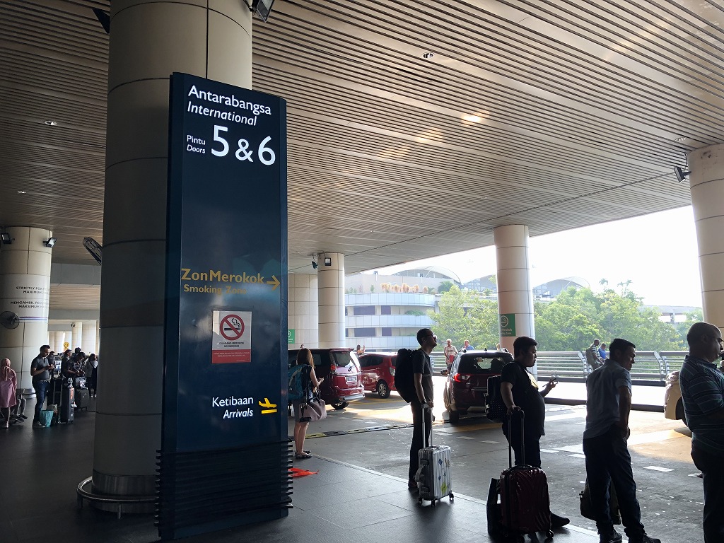 クアラルンプール国際空港のタクシー乗り場