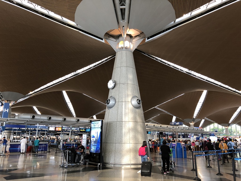 黒川紀章設計のクアラルンプール国際空港