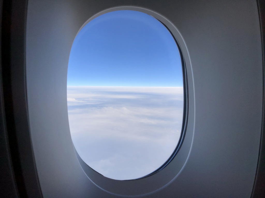 マレーシア航空MH88ビジネススイートの機窓風景