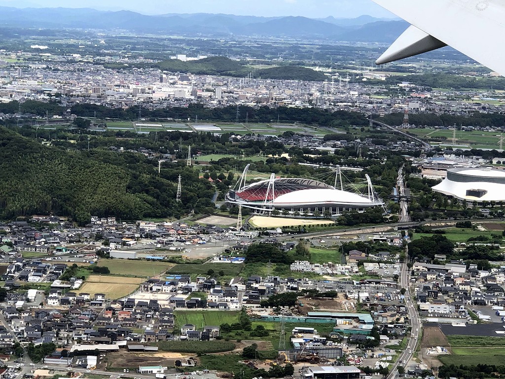 JAL627便から見たえがお健康スタジアム